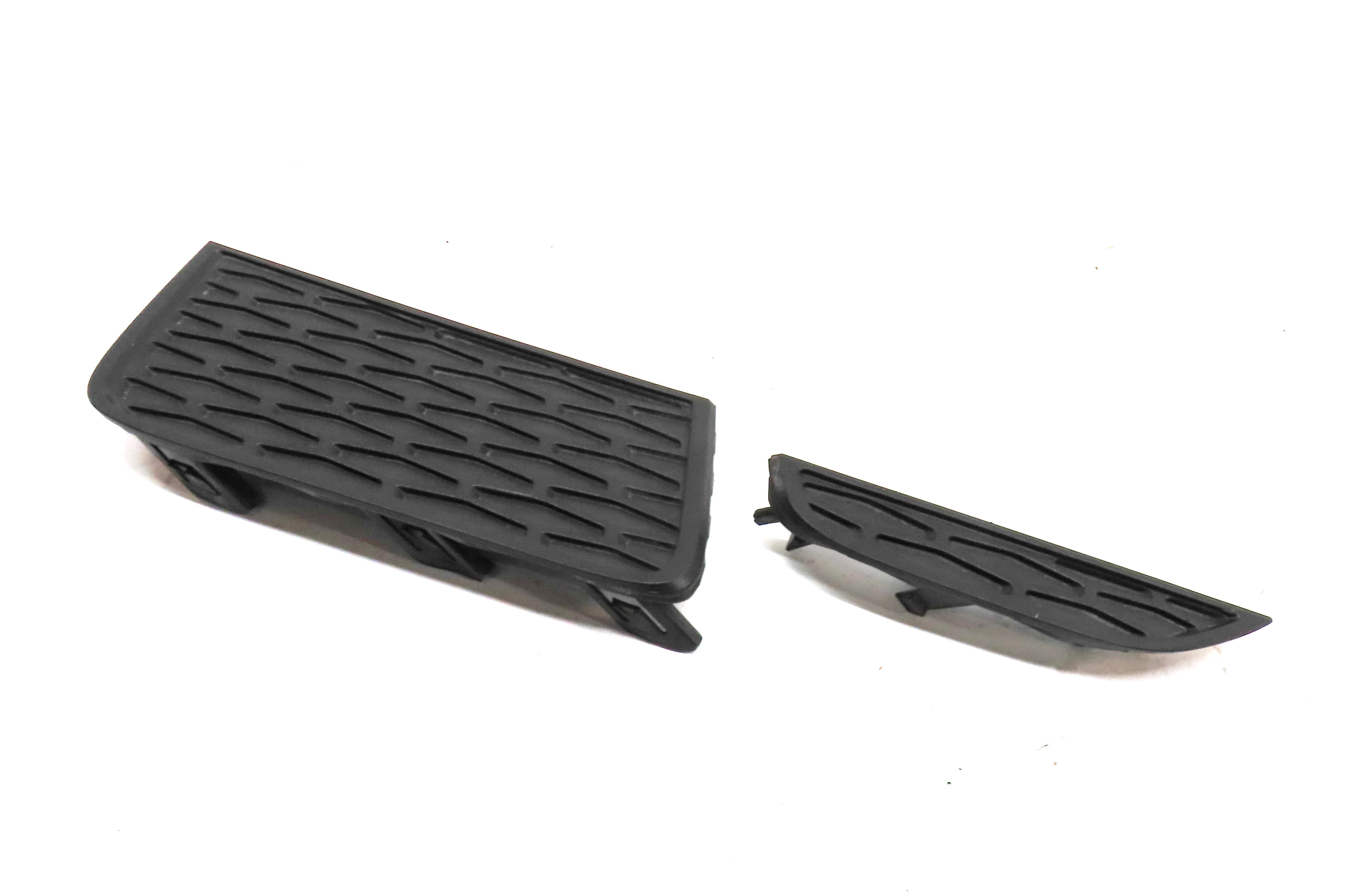15 RANGE ROVER EVOQUE L538 FRONT RIGHT LOWER BUMPER FOG LIGHT TRIM GRILLE SET/2 — exact item pictured